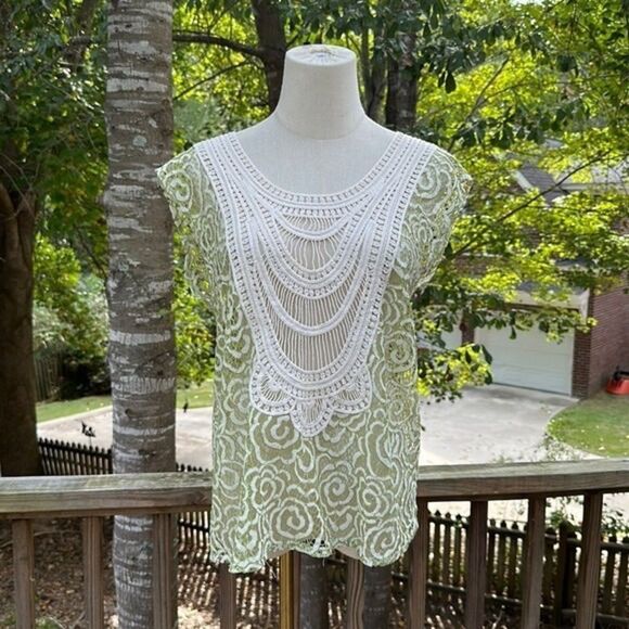 MYSTREE Mint Green Ivory Lace Crochet Cap Sleeve Top S/M - Picture 2 of 9